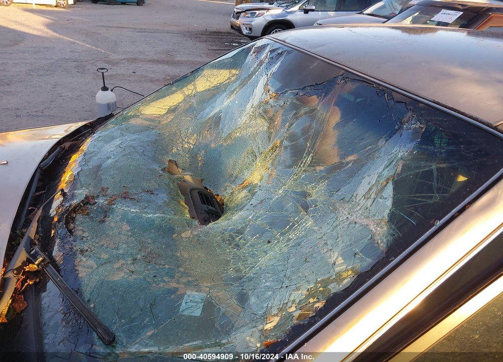2000 TOYOTA AVALON XL VIN: 4T1BF28B8YU007688