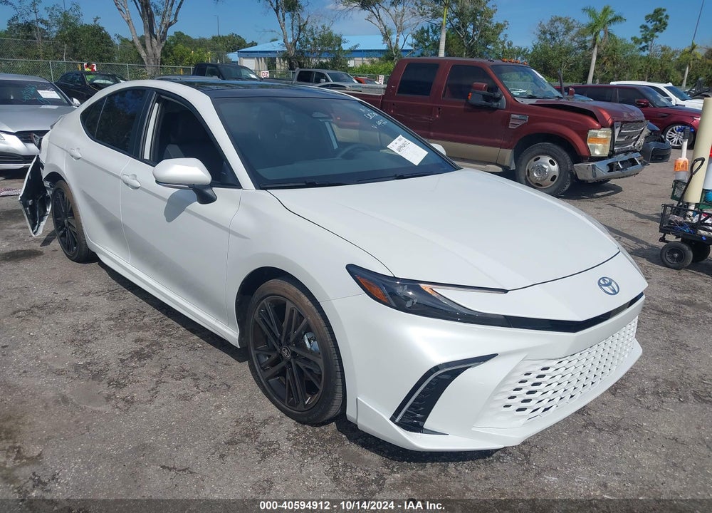 2025 TOYOTA CAMRY XSE VIN: 4T1DAACK2SU049922