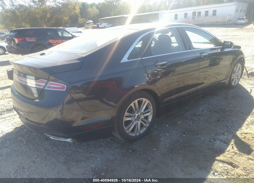 2014 LINCOLN MKZ VIN: 3LN6L2GK2ER827943