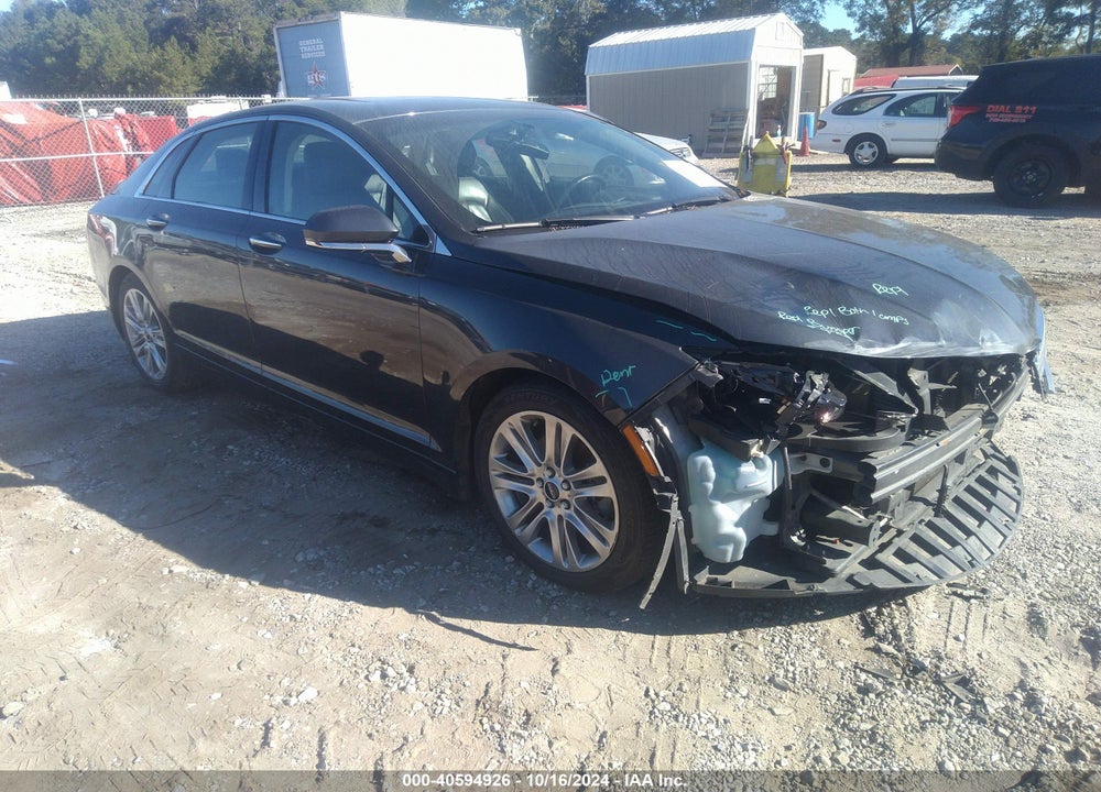 2014 LINCOLN MKZ VIN: 3LN6L2GK2ER827943