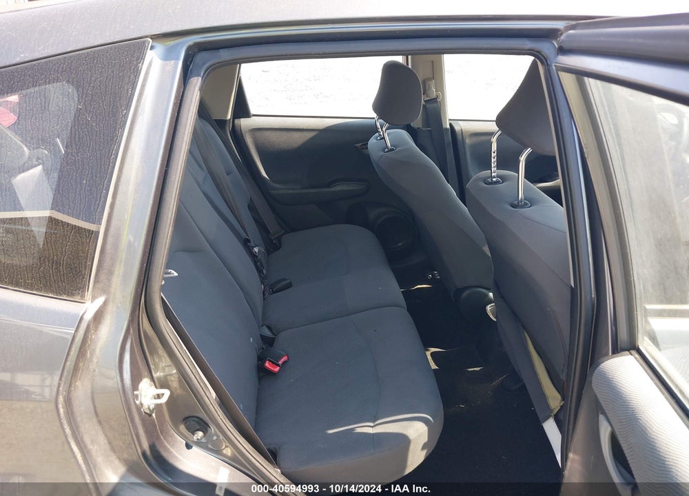 2013 HONDA FIT VIN: JHMGE8H3XDC005240