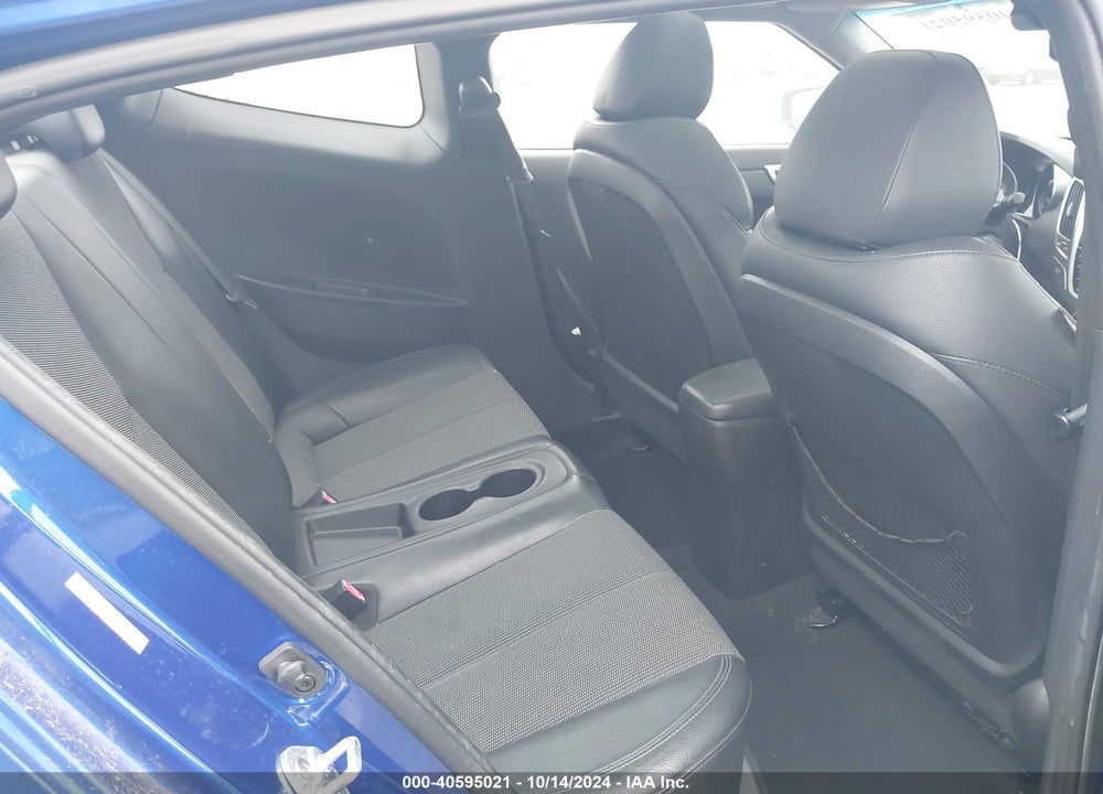 2013 HYUNDAI VELOSTER BASE W/BLACK VIN: KMHTC6AD7DU114824
