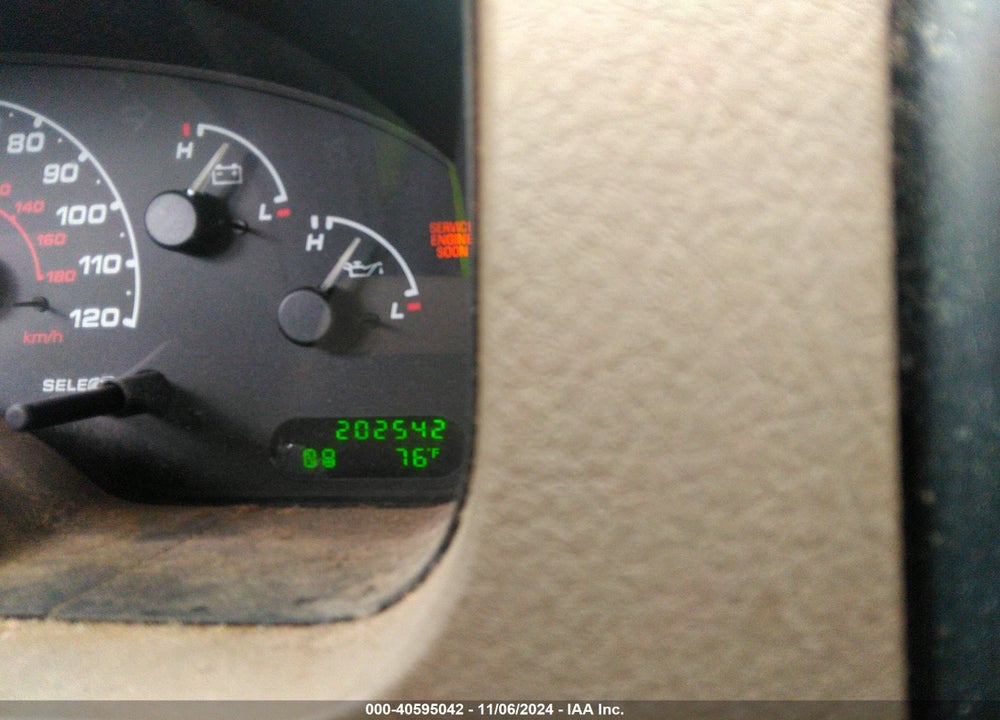 2002 FORD EXPLORER XLT VIN: 1FMZU73E62ZC44645