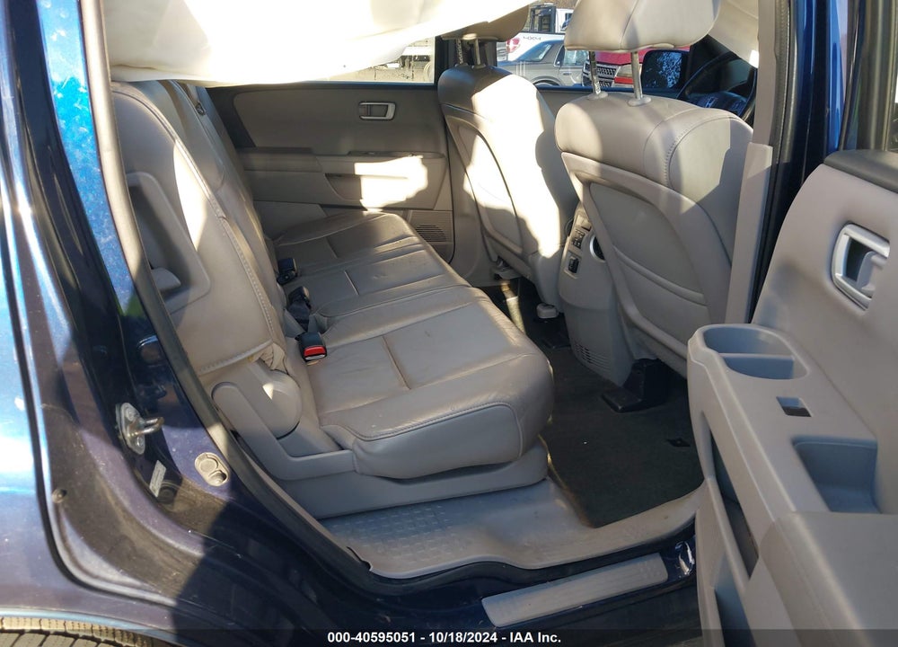 2015 HONDA PILOT EX-L VIN: 5FNYF3H56FB010108