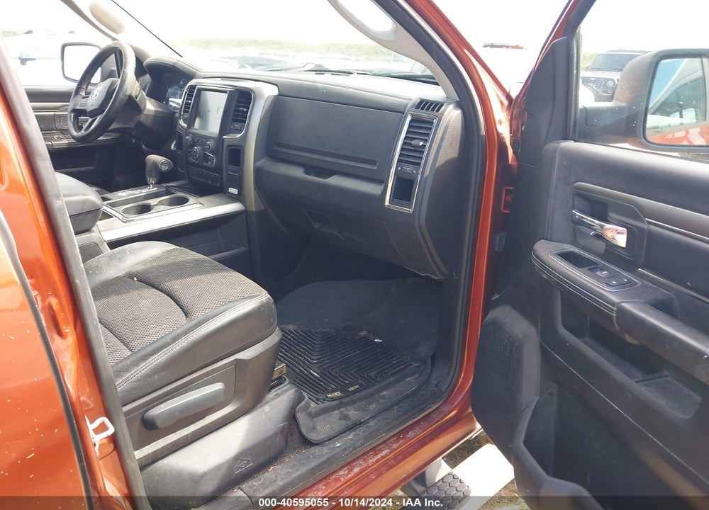 2013 RAM 1500 VIN: 1C6RR6MT3DS589812
