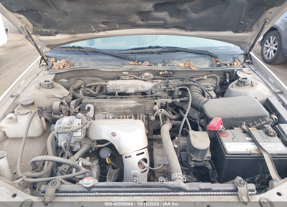 2001 TOYOTA CAMRY LE VIN: 4T1BG22K61U858240