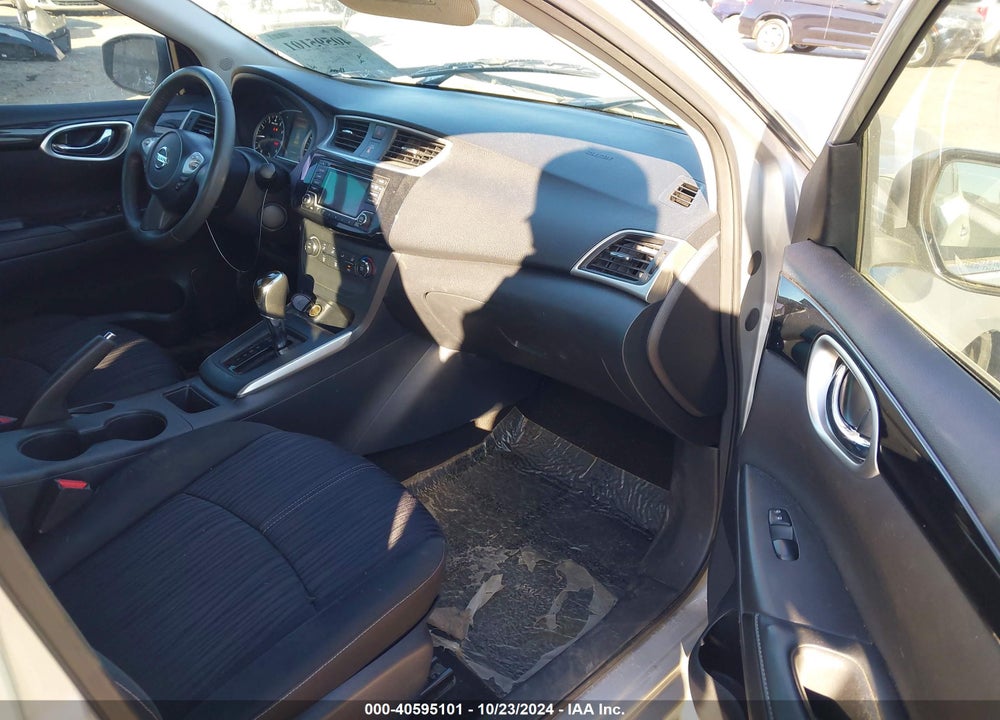 2017 NISSAN SENTRA SV VIN: 3N1AB7AP1HY354441