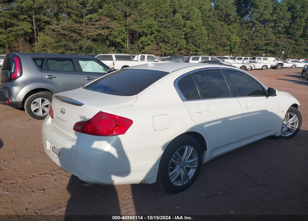 2015 INFINITI Q40 VIN: JN1CV6AR8FM651413