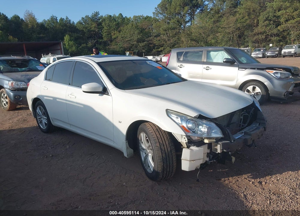 2015 INFINITI Q40 VIN: JN1CV6AR8FM651413
