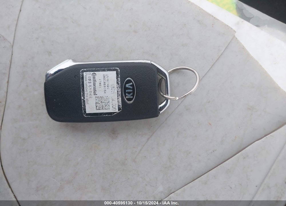 2020 KIA SOUL VIN: KNDJ33AUXL7725972