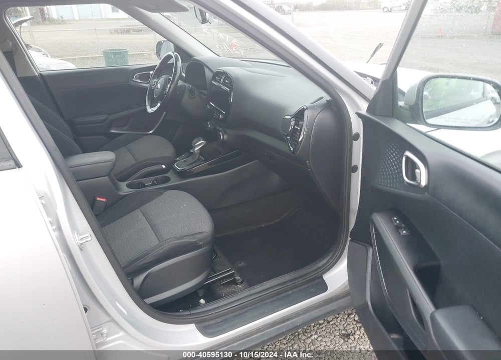 2020 KIA SOUL VIN: KNDJ33AUXL7725972
