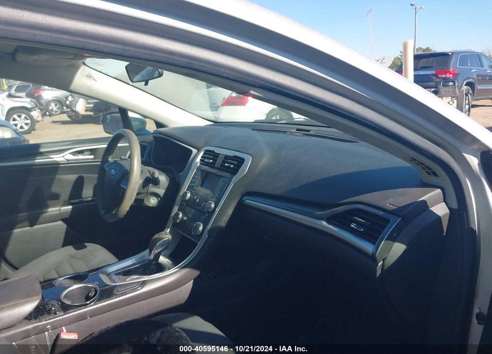 2013 FORD FUSION SE VIN: 3FA6P0H77DR179513