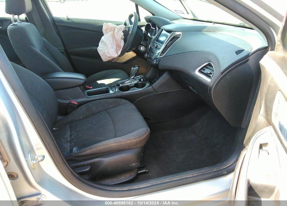 2019 CHEVROLET CRUZE LS VIN: 1G1BC5SM0K7107291