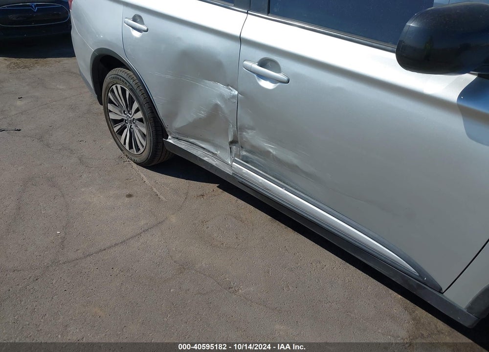 2020 MITSUBISHI OUTLANDER VIN: JA4AD2A38LZ039930