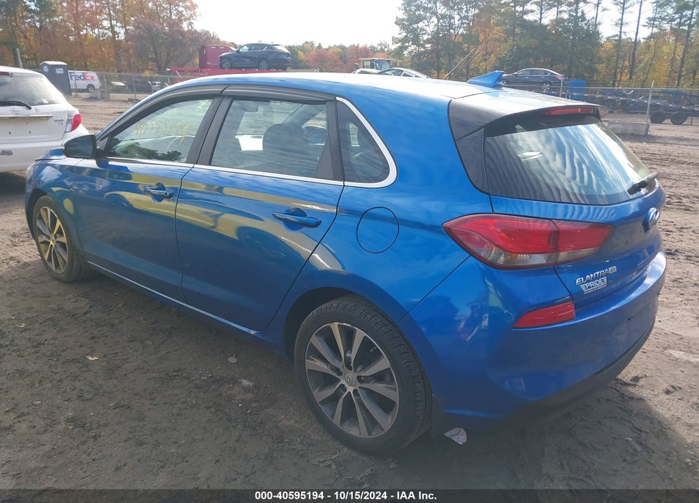 2018 HYUNDAI ELANTRA GT VIN: KMHH35LE2JU017564