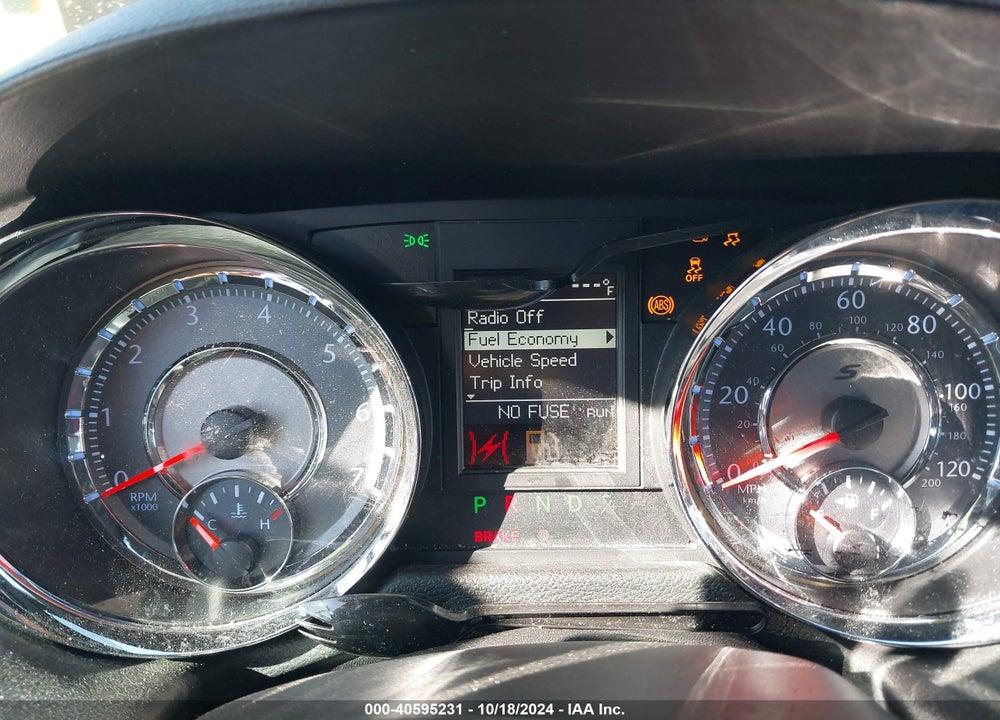 2014 CHRYSLER TOWN & COUNTRY S VIN: 2C4RC1HG0ER297712