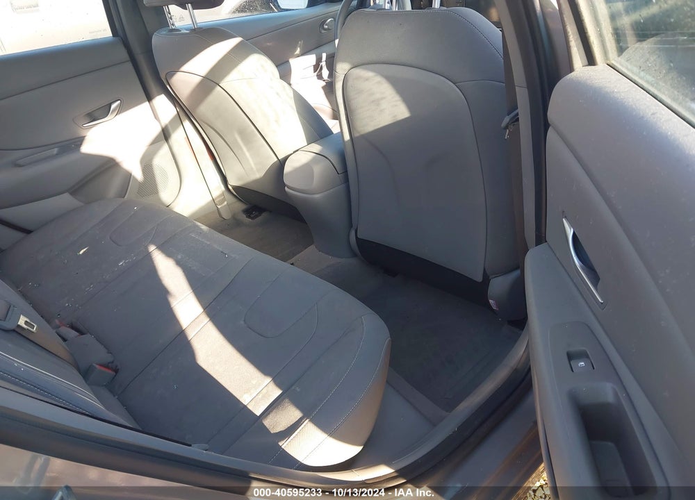 2023 HYUNDAI ELANTRA SEL VIN: KMHLM4AG9PU467694