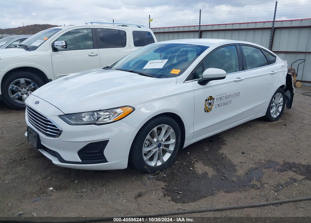 2019 FORD FUSION SE VIN: 3FA6P0HD8KR239415