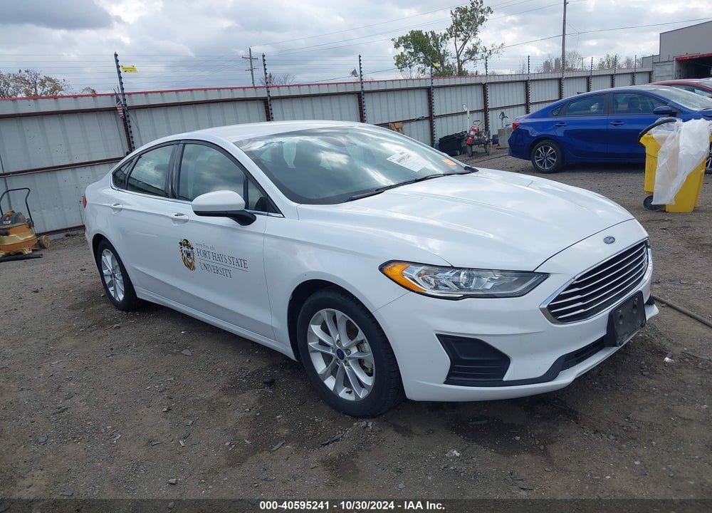 2019 FORD FUSION SE VIN: 3FA6P0HD8KR239415
