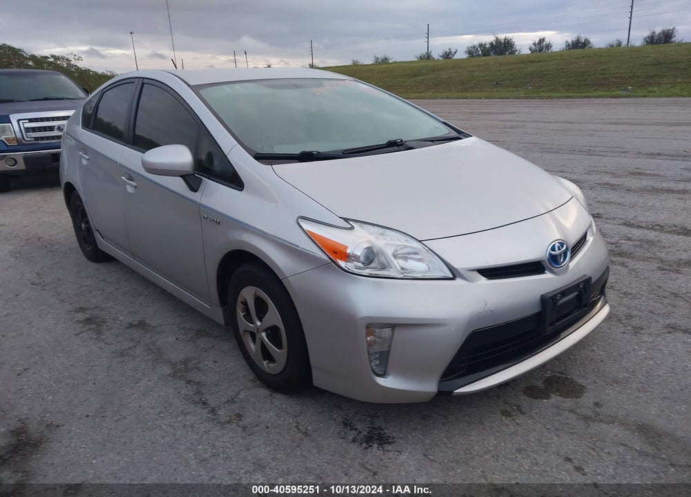 2015 TOYOTA PRIUS VIN: JTDKN3DU9F1902089
