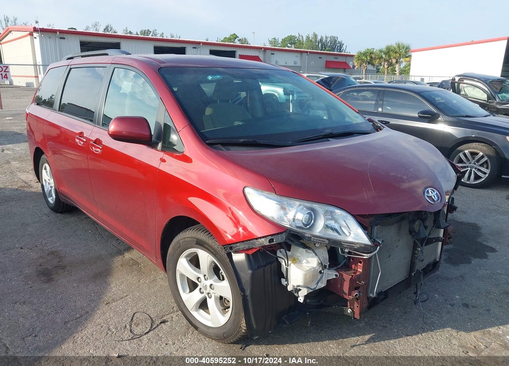 2016 TOYOTA SIENNA LE 8 PASSENGER VIN: 5TDKK3DC0GS753348