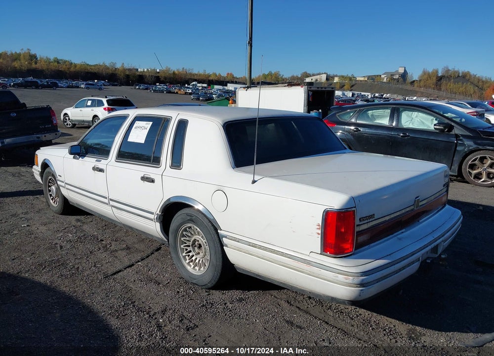 1994 LINCOLN TOWN CAR EXECUTIVE VIN: 1LNLM81W9RY742555