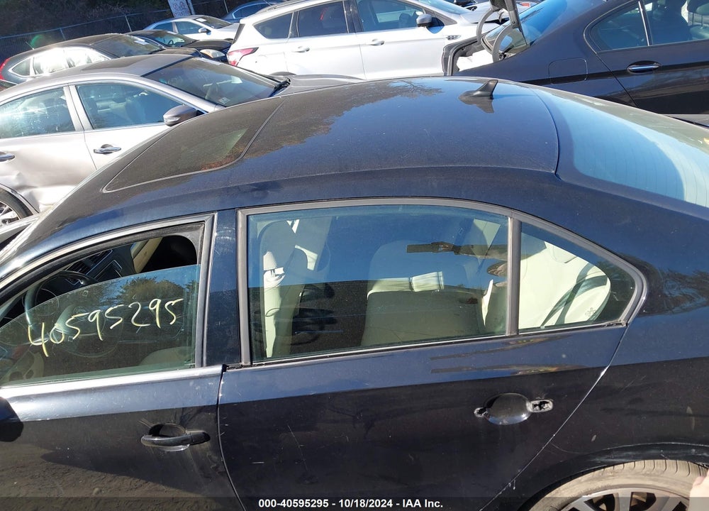 2017 VOLKSWAGEN JETTA 1.4T SE VIN: 3VWDB7AJ3HM259647