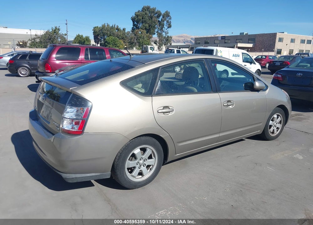 2005 TOYOTA PRIUS VIN: JTDKB20U950132070