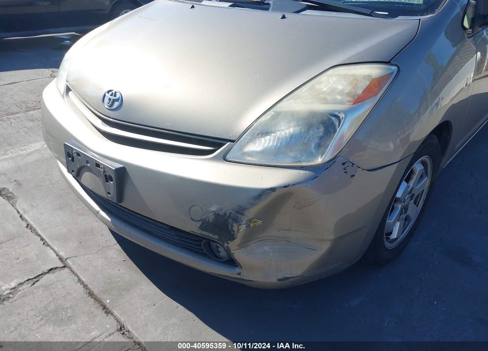 2005 TOYOTA PRIUS VIN: JTDKB20U950132070