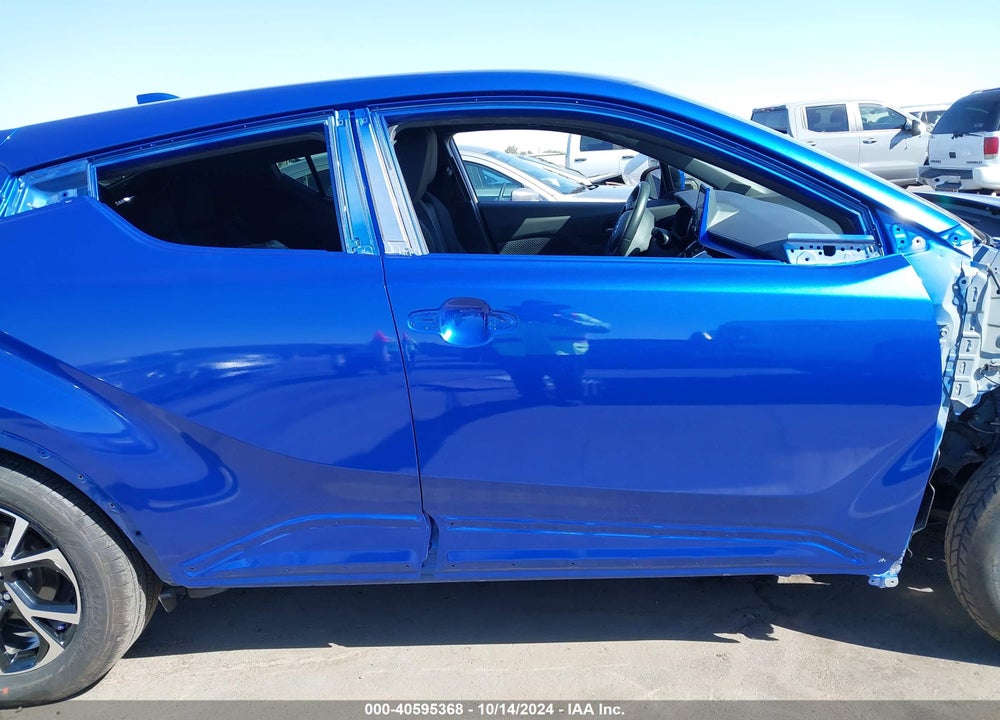 2020 TOYOTA C-HR XLE VIN: JTNKHMBX7L1068258