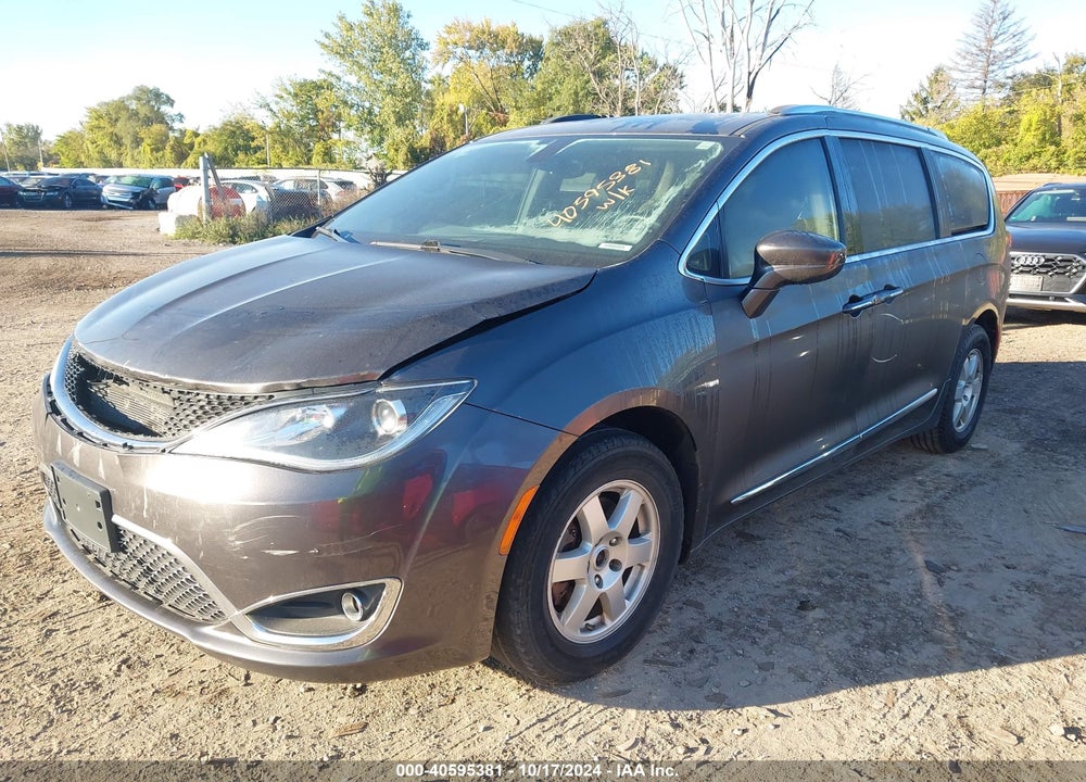 2017 CHRYSLER PACIFICA TOURING L PLUS VIN: 2C4RC1EG3HR570750