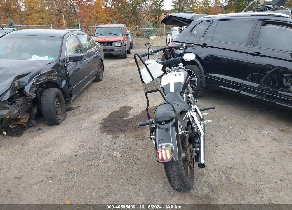 2010 HARLEY-DAVIDSON XL1200 C VIN: 1HD1CT312AC402697