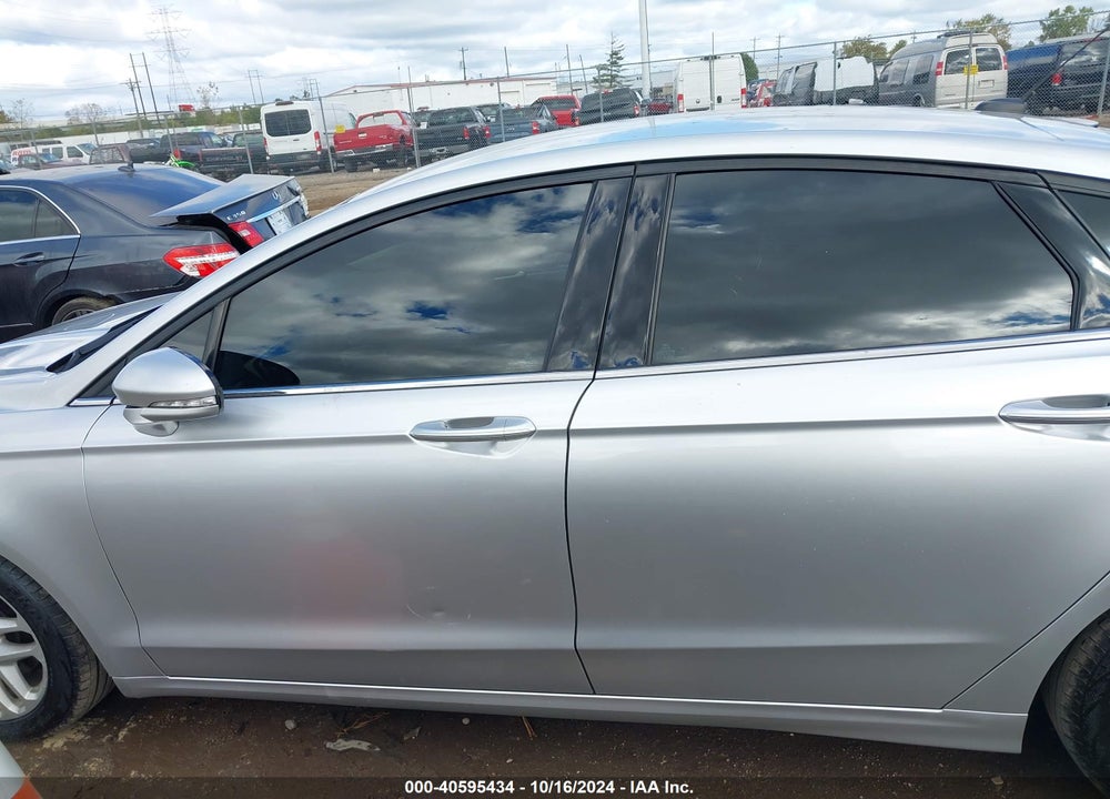 2014 FORD FUSION SE VIN: 1FA6P0H71E5393045
