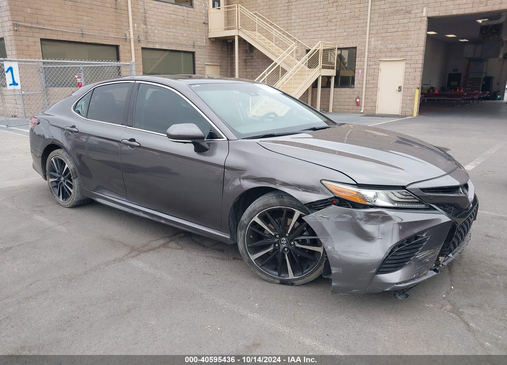 2018 TOYOTA CAMRY XSE VIN: 4T1B61HK2JU017844