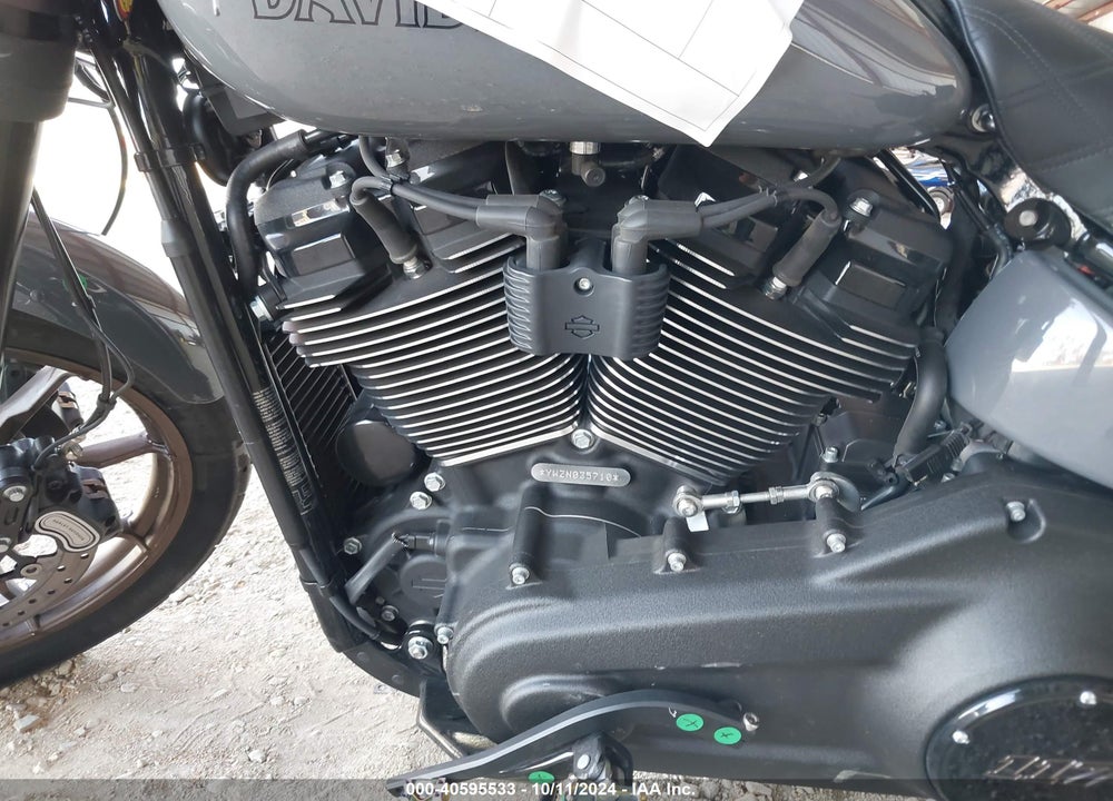 2022 HARLEY-DAVIDSON FXLRS VIN: 1HD1YWZ28NB035710