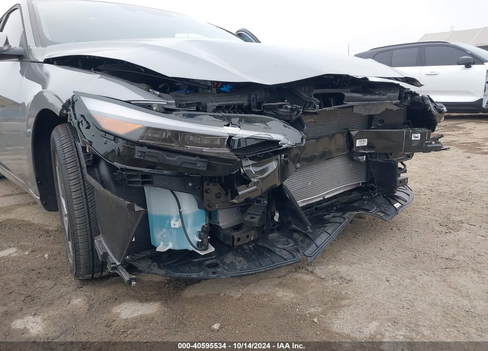 2024 HYUNDAI ELANTRA SEL VIN: KMHLM4DG0RU841916