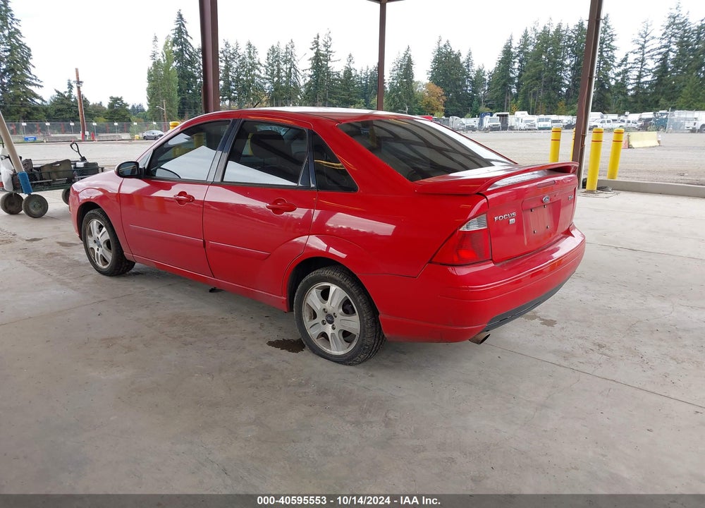 2005 FORD FOCUS ZX4 VIN: 1FAHP38Z85W188067