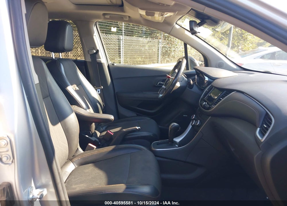 2019 CHEVROLET TRAX LT VIN: 3GNCJLSBXKL286060