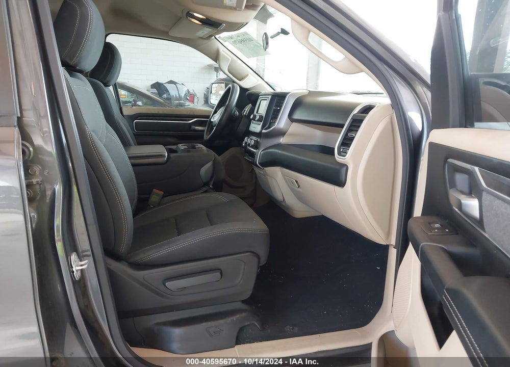 2019 RAM 1500 BIG HORN/LONE STAR 4X4 5'7 BOX VIN: 1C6SRFFT1KN649550