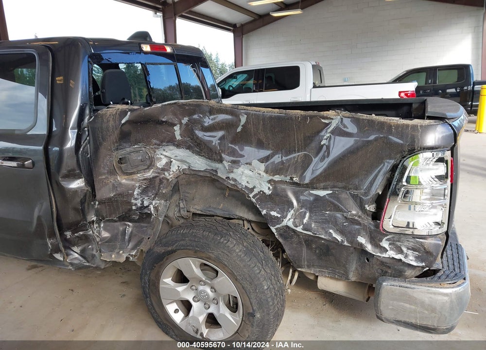 2019 RAM 1500 BIG HORN/LONE STAR 4X4 5'7 BOX VIN: 1C6SRFFT1KN649550