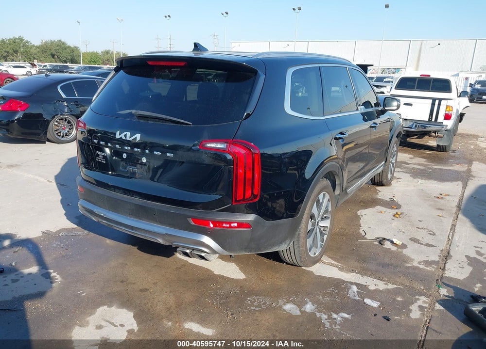 2022 KIA TELLURIDE S VIN: 5XYP64HC3NG244052