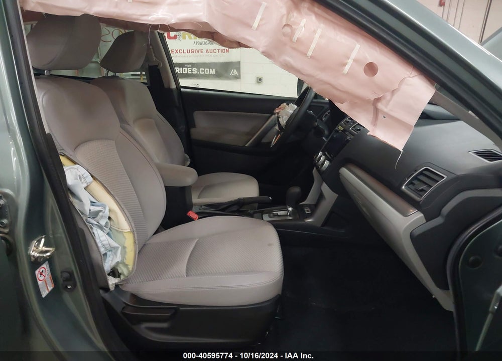 2018 SUBARU FORESTER 2.5I PREMIUM VIN: JF2SJAEC0JH410042