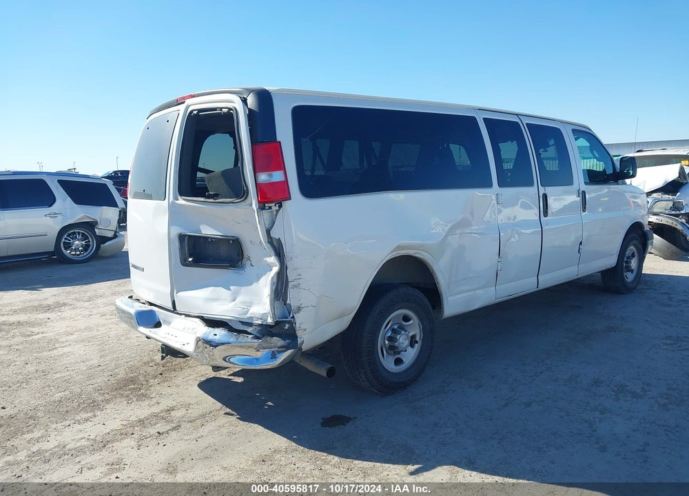 2019 CHEVROLET EXPRESS 3500 LT VIN: 1GAZGPFG0K1203119