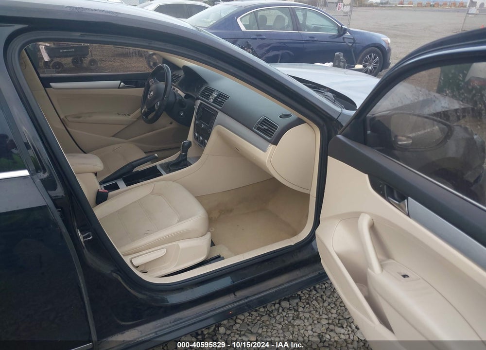 2012 VOLKSWAGEN PASSAT 2.0L TDI SE VIN: 1VWBN7A31CC097639