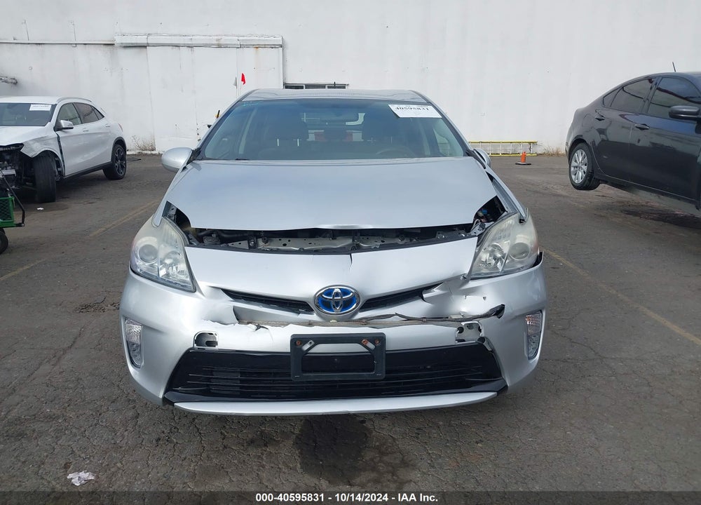 2013 TOYOTA PRIUS TWO VIN: JTDKN3DU2D5580420