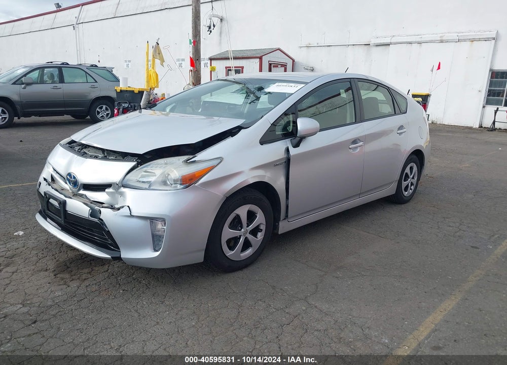 2013 TOYOTA PRIUS TWO VIN: JTDKN3DU2D5580420