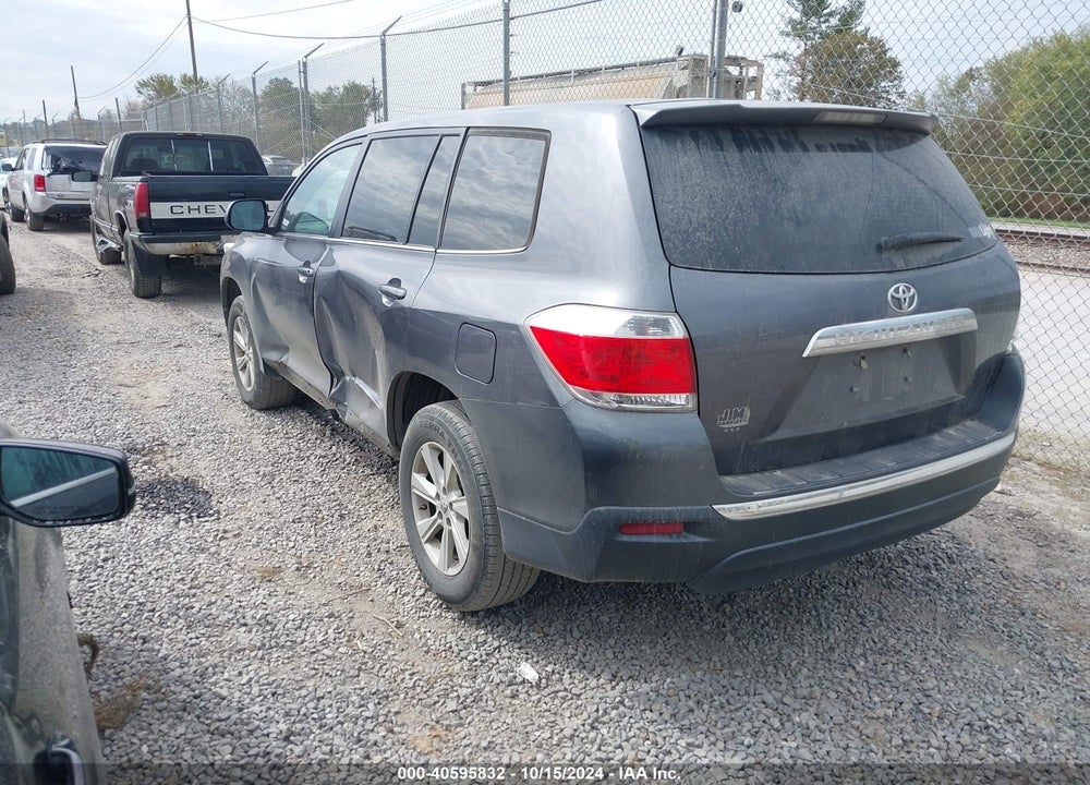 2013 TOYOTA HIGHLANDER VIN: 5TDZA3EH6DS043992