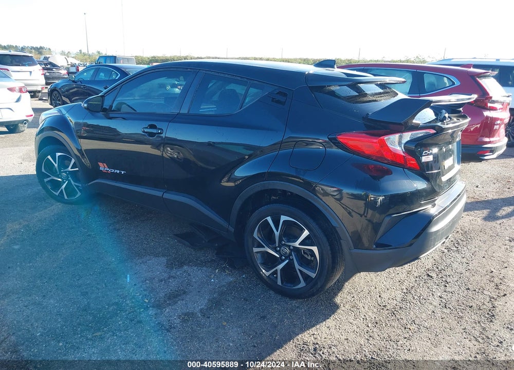 2021 TOYOTA C-HR XLE VIN: NMTKHMBX5MR121983
