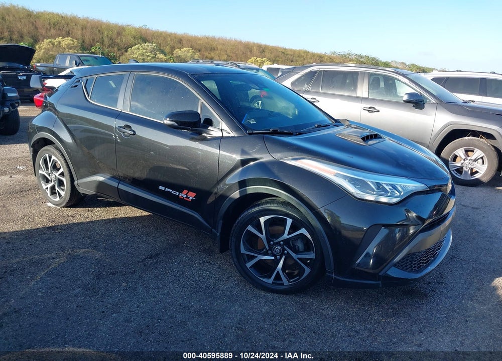 2021 TOYOTA C-HR XLE VIN: NMTKHMBX5MR121983