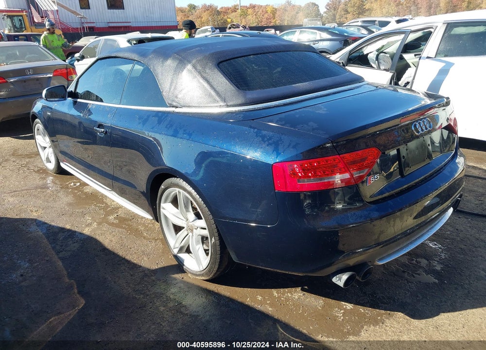 2011 AUDI S5 3.0 PREMIUM PLUS VIN: WAUVGAFH4BN011395